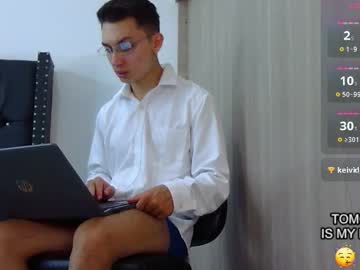 alejandro_g23 — 2025-10-15 21:54 alejandro_g23 — 2025-10-15 21:54