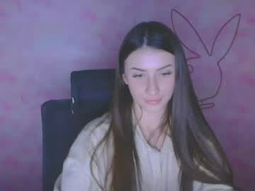 ariana_muur — 2025-10-13 09:32 ariana_muur — 2025-10-13 09:32