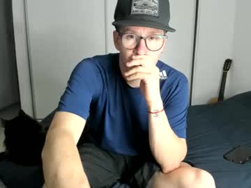 elnenedearg — 2025-10-15 23:48 elnenedearg — 2025-10-15 23:48