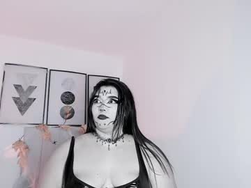 hinazuru — 2025-10-15 22:40 hinazuru — 2025-10-15 22:40