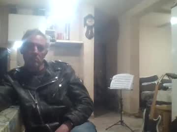 wg_colbert_noir — 2025-08-18 06:01 wg_colbert_noir — 2025-08-18 06:01