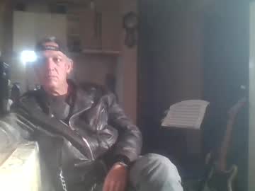 wg_colbert_noir — 2025-08-25 20:04 wg_colbert_noir — 2025-08-25 20:04